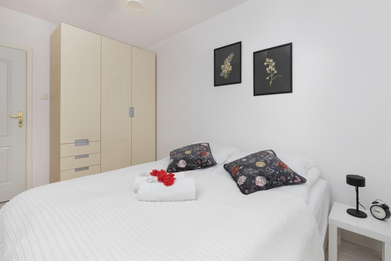 Warsaw Ursynow Modern Apartment By Noclegi Renters Dış mekan fotoğraf